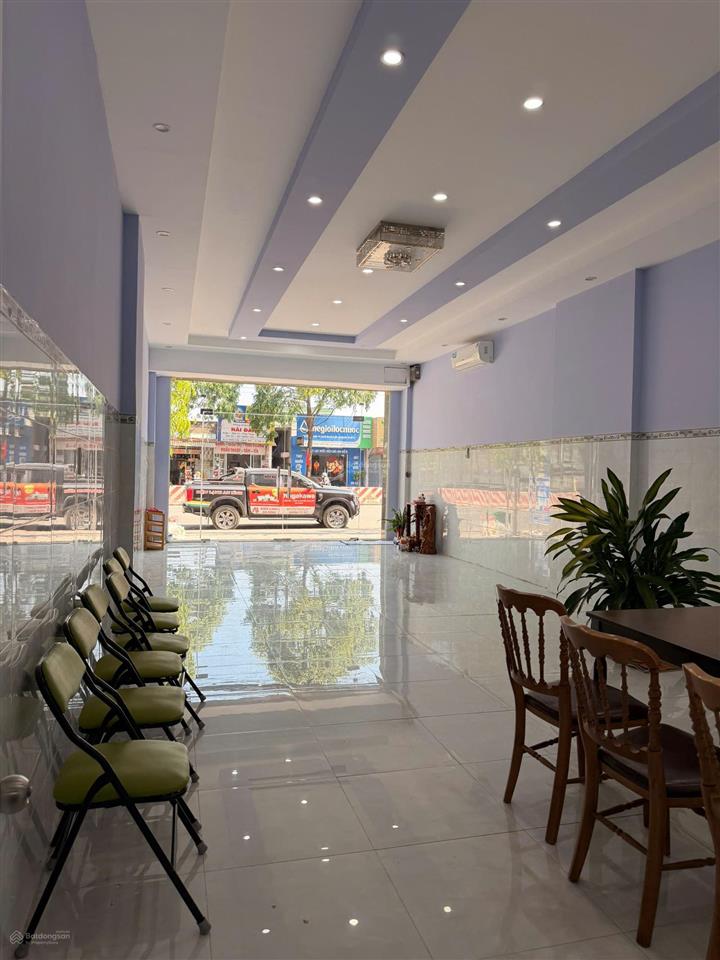 Bán nhà riêng tại trường chinh, phú mỹ, 7,9 tỷ, 100m2, giá ưu đãi, chính chủ