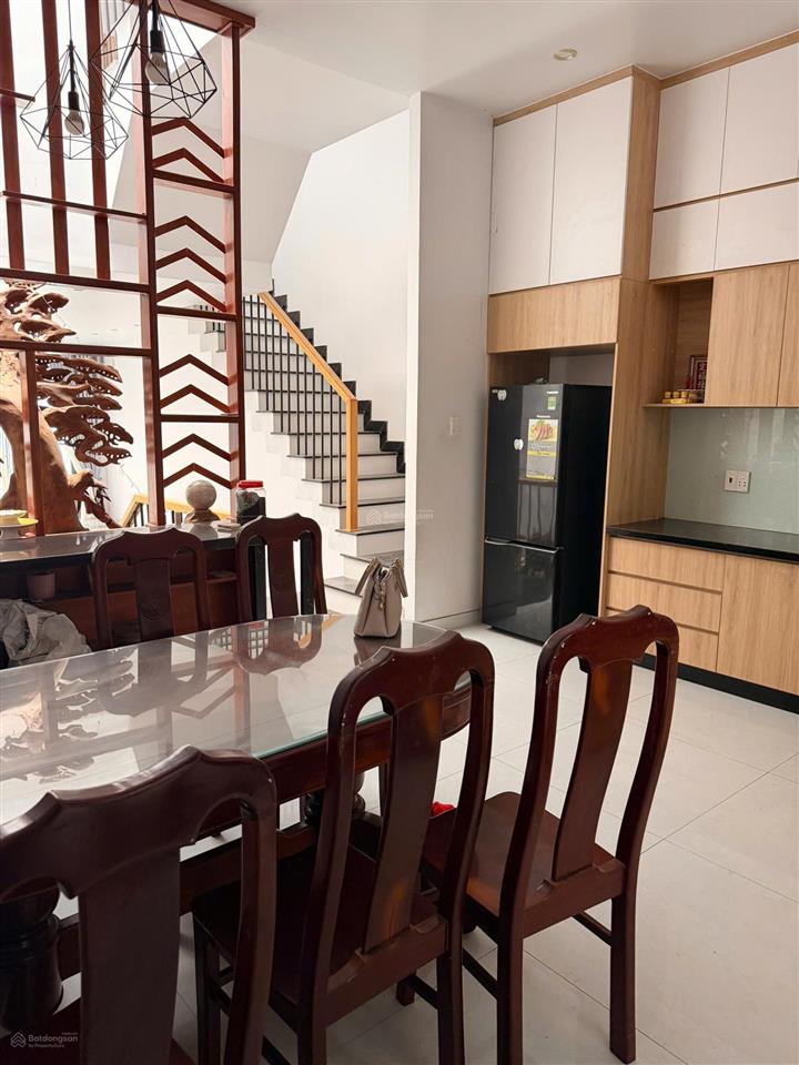 Cho thuê nhà riêng 3pn, 10 triệu vnd, 125 m2 tại lê thánh tông, phú mỹ, hồ chí minh