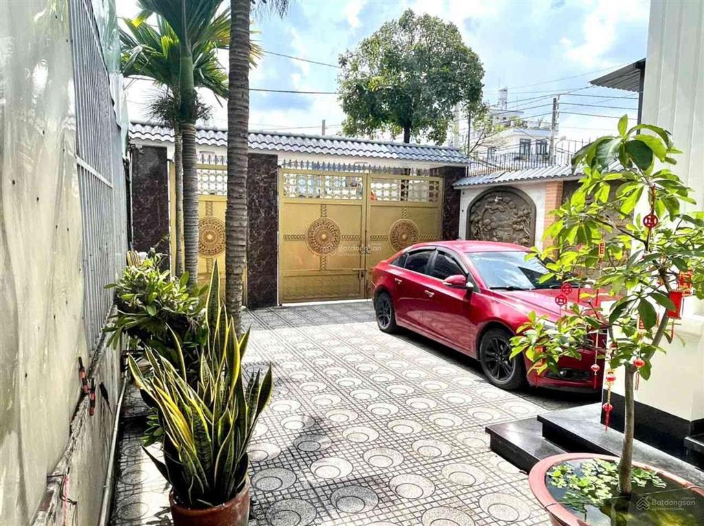 Giảm kịch sàn #4,5 tỷ  định cư ra gấp biệt thự mái thái đẹp 8 x 26 gần metro  gò vấp 5 phút