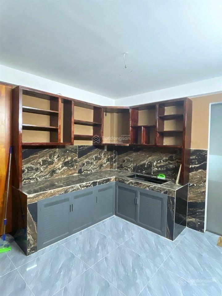 Bán nhà 4 tầng  mặt tiền đường số  kế bên chợ phạm thế hiển q8  ngang 4 x 20m  nhỉnh 8 tỷ