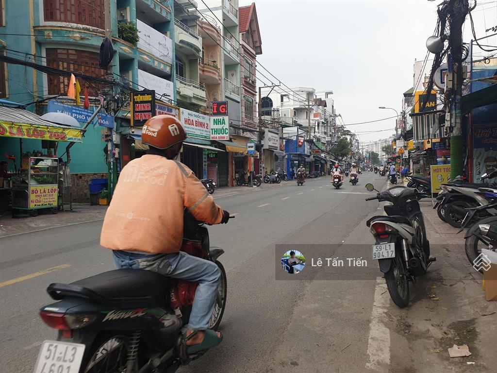 Nhà mới, nở hậu tài lôc, nguyễn thị tần q8, hẻm 4m, ngang 4 x 12m, nhỉnh 4 tỷ, sát chợ rạch ông.