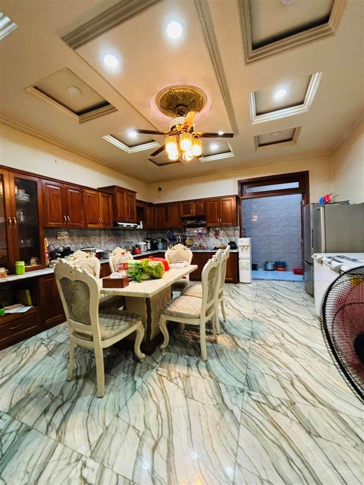 Siêu phẩm nhà phố 4 tầng trịnh quang nghị q8  đường nhựa 15m ngang hiếm 5x22m, giá chỉ 9,x tỷ