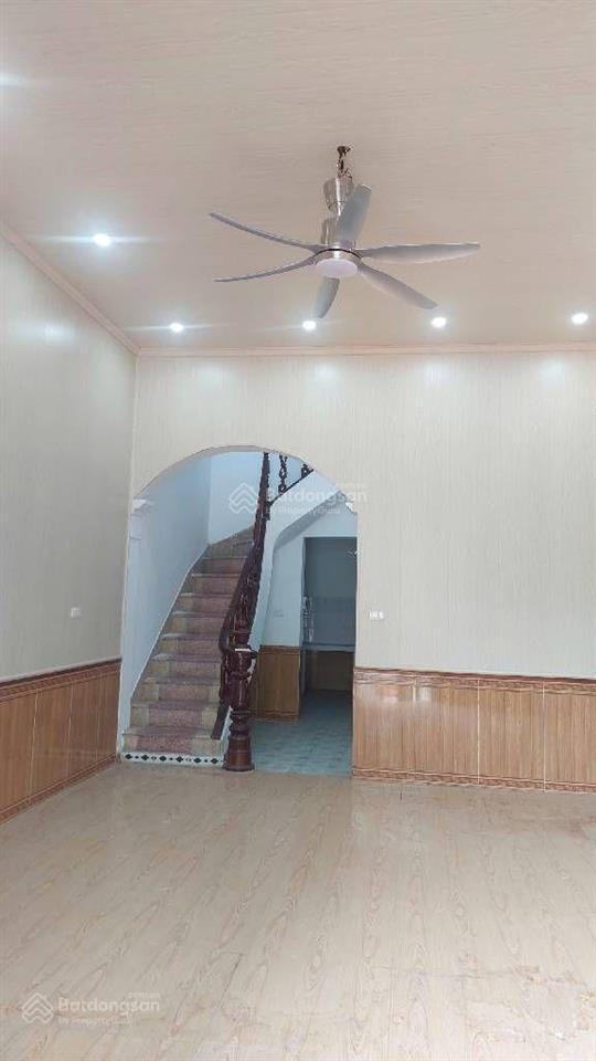 Bán  nhà  xã nội bài  đường thông ô tô  66m2  3,1 tỷ