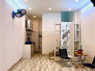 Nhà 2 tầng đúcbình thớiquận 11cách hxh 10m20m22pnhơn 2 tỷ thanh 0389 979 *** em chủ