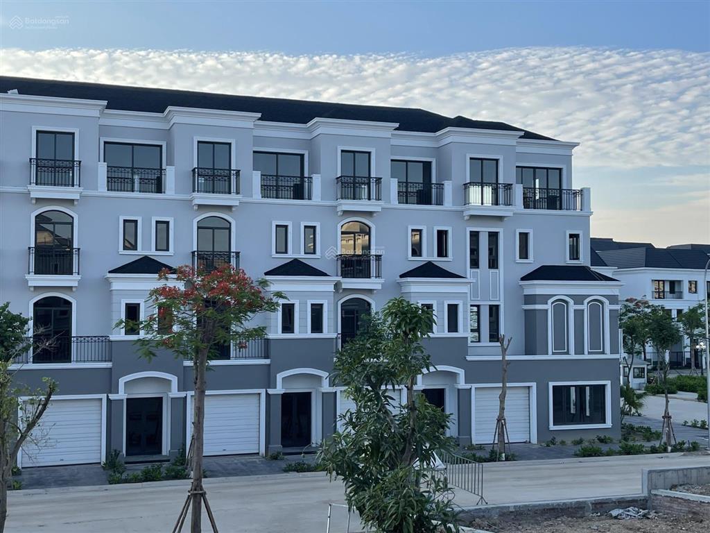Shophouse grandbay hạ long cần tiền gấp bán cắt lỗ sâu, nhận nhà ngay cách bãi tắm 200m