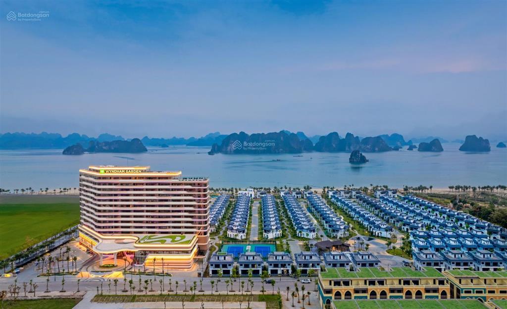 Bán gấp căn shophouse sonasea vân đồn nhận nhà ngay cách bãi tắm 100m, khai thác 3050tr/ tháng