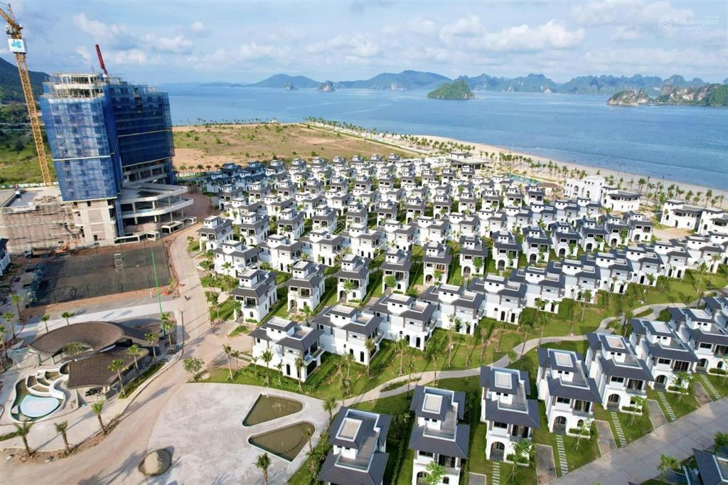 Bán gấp căn shophouse sonasea vân đồn nhận nhà ngay cách bãi tắm 100m, khai thác 3050tr/ tháng