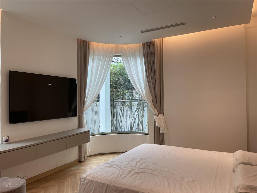 Cực hiếm  cần bán căn góc 2pn 77,6m², tầng 09 peninsula đà nẵng, view biển mỹ khê  gốc cđt