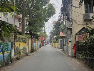 Chỉ 12 tỷ  có 60m x 6 tầng  lai xá thang máy  2 mặt thoáng  ô tô vào nhà