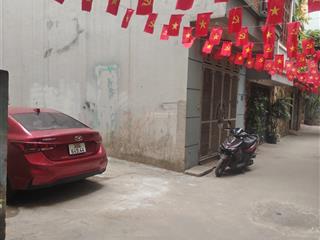 Bán mảnh đất phố đại đồng  vĩnh hưng ô tô nằm trong đất  ngõ nông  50m2  mt 4m  chỉ 10 tỷ