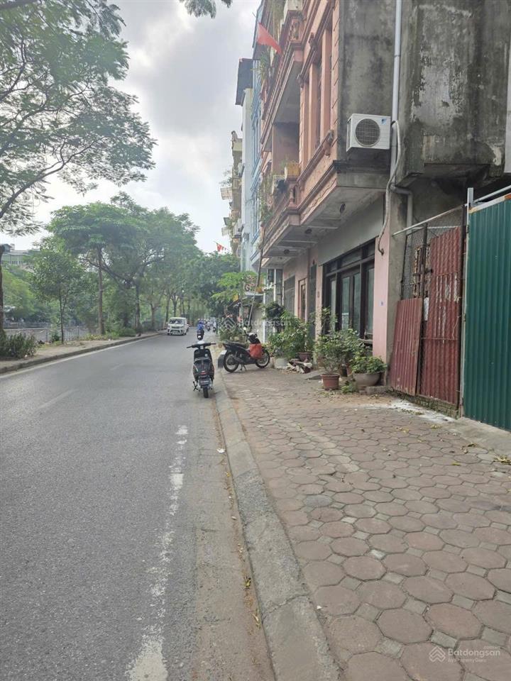 Bán mảnh đất 110m2  mt 7m  ô tô vào nhà view hồ phố tân mai  hà nội  giá chỉ 19 .5 tỷ