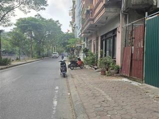 Bán mảnh đất 110m2  mt 7m  ô tô vào nhà view hồ phố tân mai  hà nội  giá chỉ 19 .5 tỷ