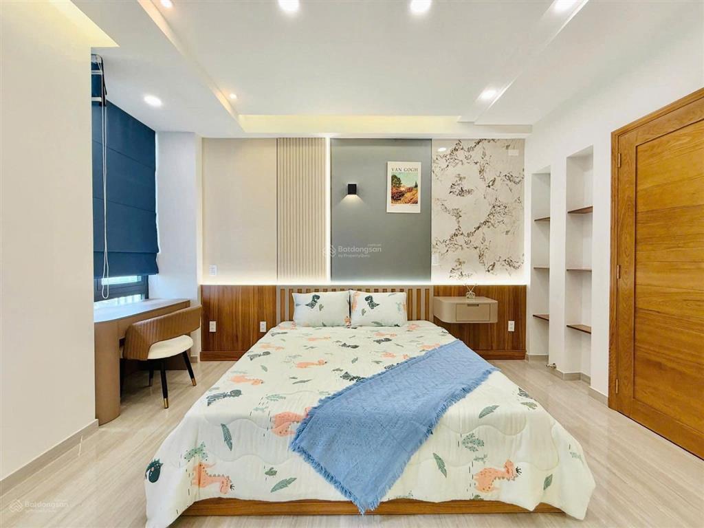 Vị trí đẹp tiện kinh doanh ngay nguyễn thức đường, 76m2, 5 tầng, 5 pn, đường nhựa 8m,kế bên quận 6