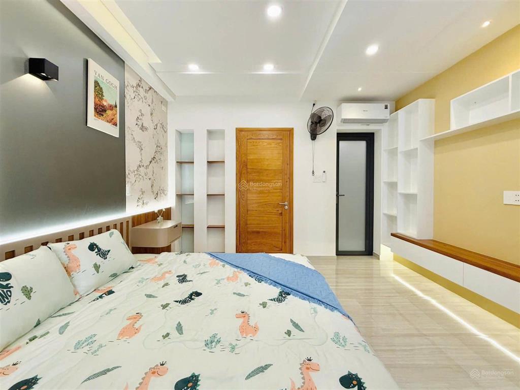 Vị trí đẹp tiện kinh doanh ngay nguyễn thức đường, 76m2, 5 tầng, 5 pn, đường nhựa 8m,kế bên quận 6