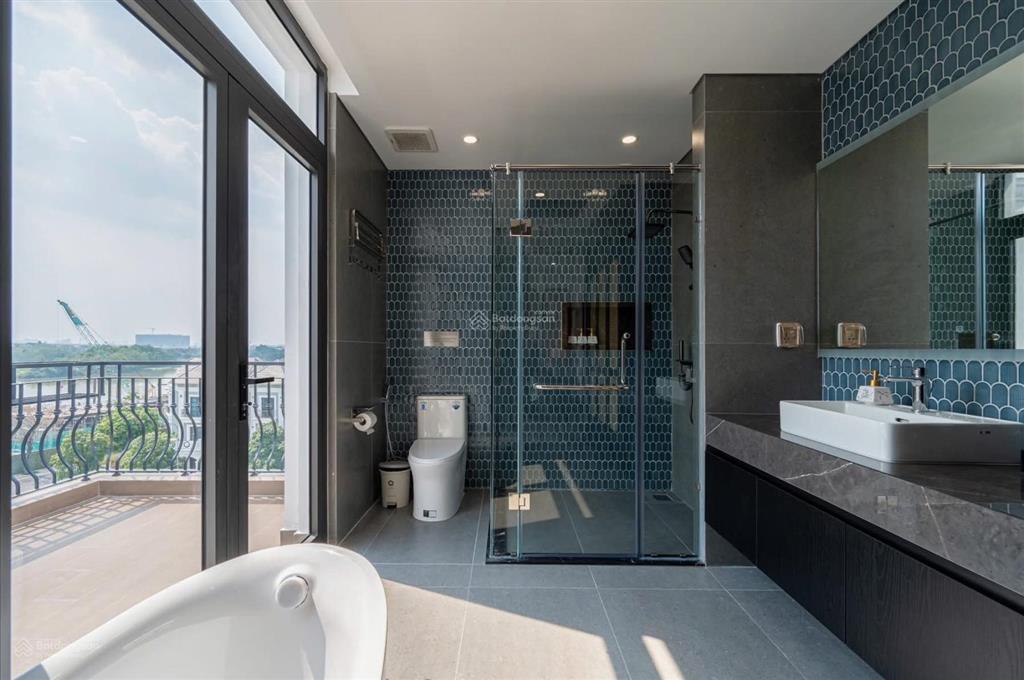 Cho thuê phòng studio tách bếp mới full nội thất hiện đại thoáng mát gần sân bay tân sơn nhất,qtb