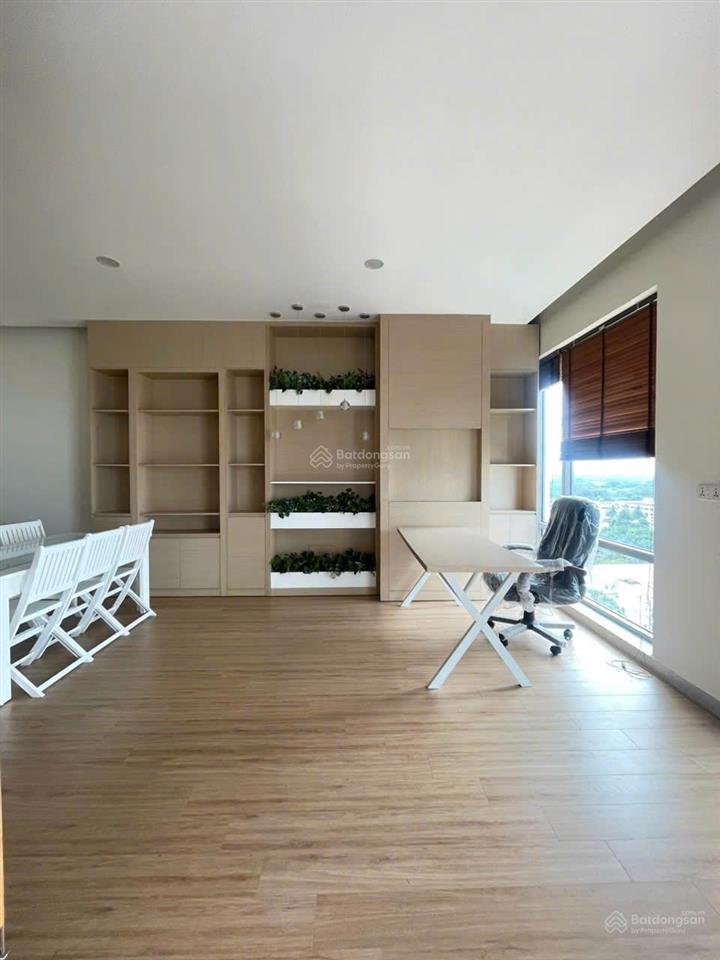 Cho thuê văn phòng golden king, 45m2 giá 12tr phú mỹ hưng