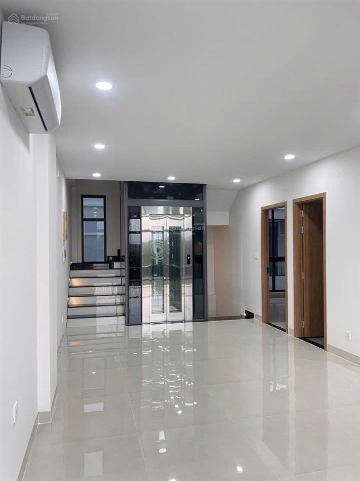 Cho thuê shophouse, 400m² nguyễn hữu thọ giá 50tr