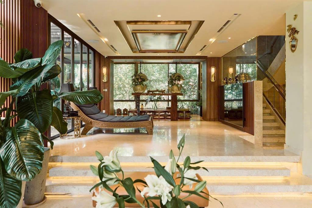 Bán biệt thự phú gia 360m2, giá 140 tỷ ở phú mỹ hưng quận 7