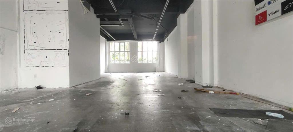 Cho thuê shophouse tại sky garden i, 80 triệu, 180m2, view đẹp