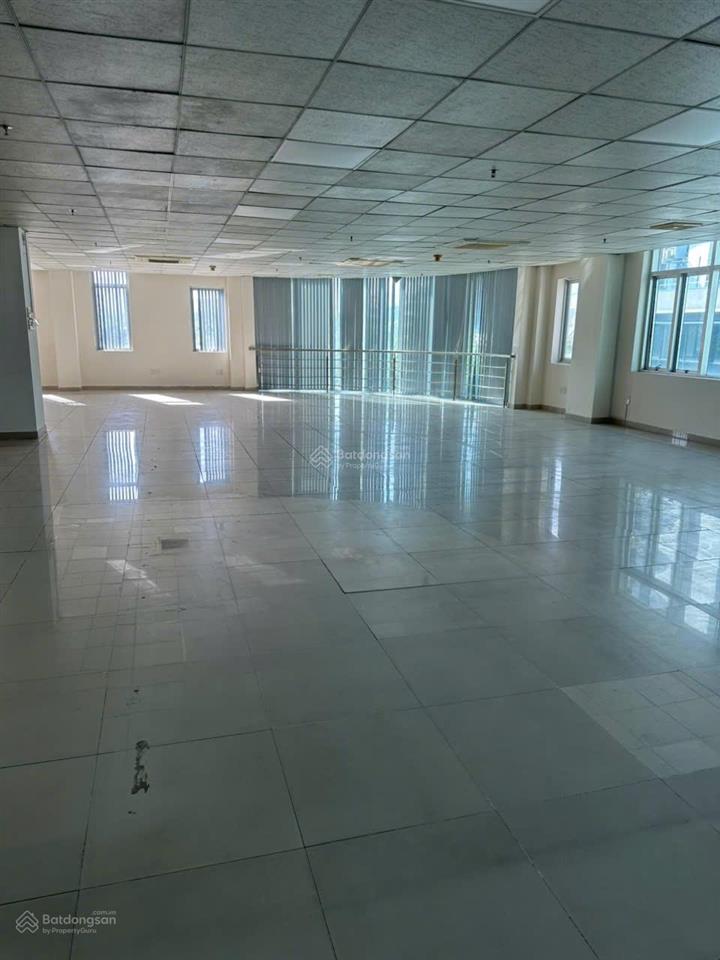 Cho thuê văn phòng tại tòa acb nguyễn khắc viện 352 m2 giá 100tr phú mỹ hưng quận 7
