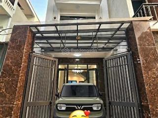 Nhà dân xây, ngõ oto tải, gần trường và chợ, tiện ích nhiều, diện tích rộng, không quy hoạch