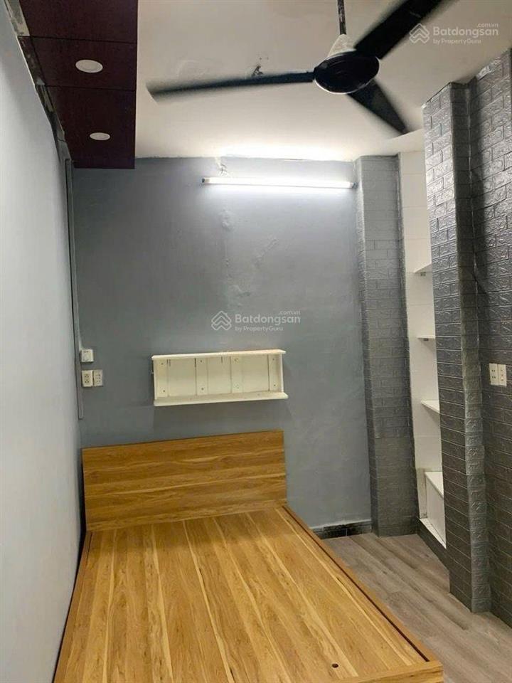 3tầng btct chdv 60m2,7pn dòng tiền thụ động 20tr/t, shr, hoàn công đủ hoàng hoa thám, hơn 6t, hxh