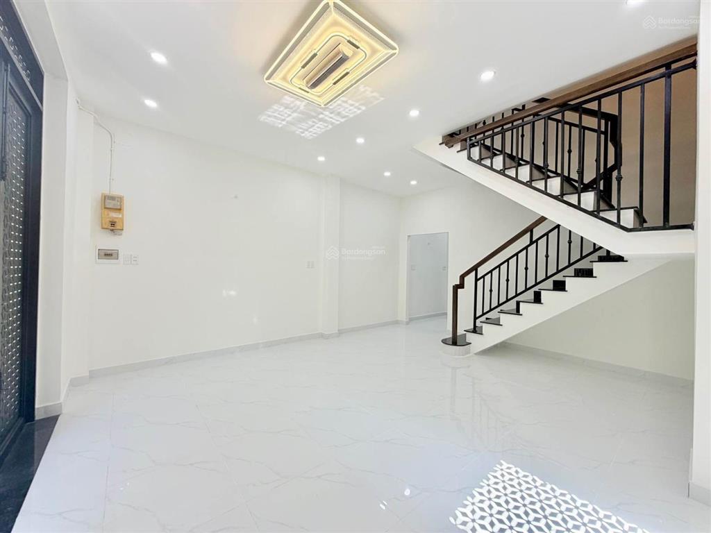 Căn góc 2 mặt hẻm, hẻm xe hơi, 2 mặt thoáng, 60m², 5pn, shr, pháp lý chuẩn, nhỉnh 8 tỷ tl