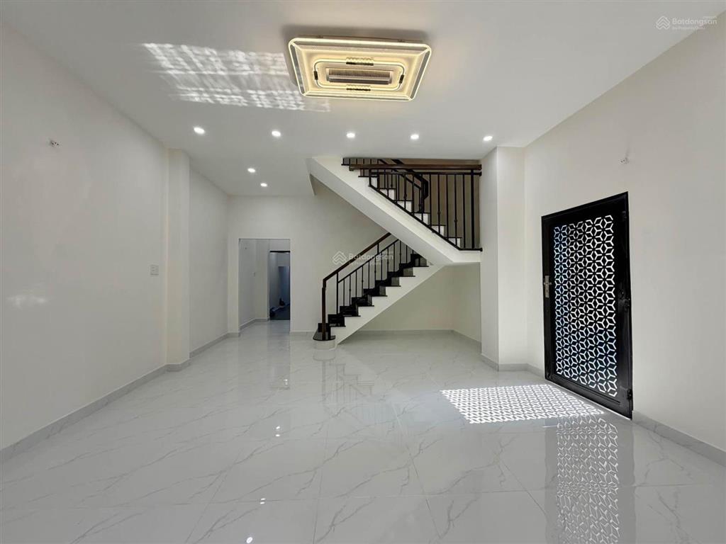 Căn góc 2 mặt hẻm, hẻm xe hơi, 2 mặt thoáng, 60m², 5pn, shr, pháp lý chuẩn, nhỉnh 8 tỷ tl