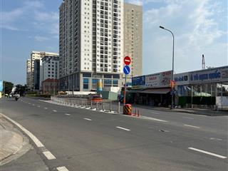 2 tầng nguyễn xí, 2pn, 40m2, sát hẻm xe hơi, shr, công chứng ngay