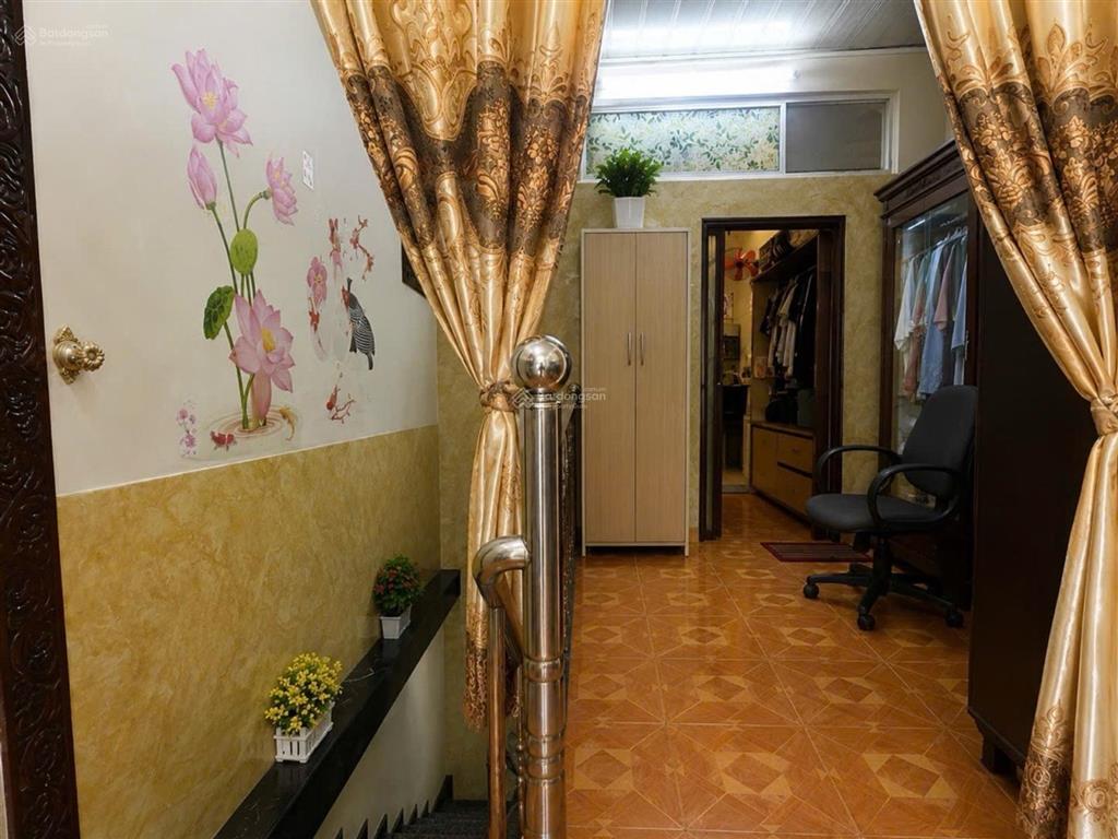 Ngộp  mặt tiền kinh doanh bạch đằng, hơn 100m2, nở hậu, 2 tầng kiên cố, btct, shr, công chứng ngay
