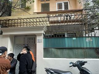 Cho thuê nhà riêng 3 tầng tại ngõ 19 lạc trung, thanh nhàn, hà nội