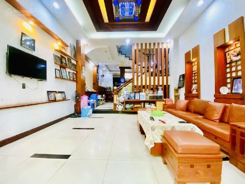 Gấp định cư giảm 1.2 tỷ  bán nhanh 4 tầng  5mx13m  hẻm xe hơi 5m  ngay phạm văn bạch  tân sơn