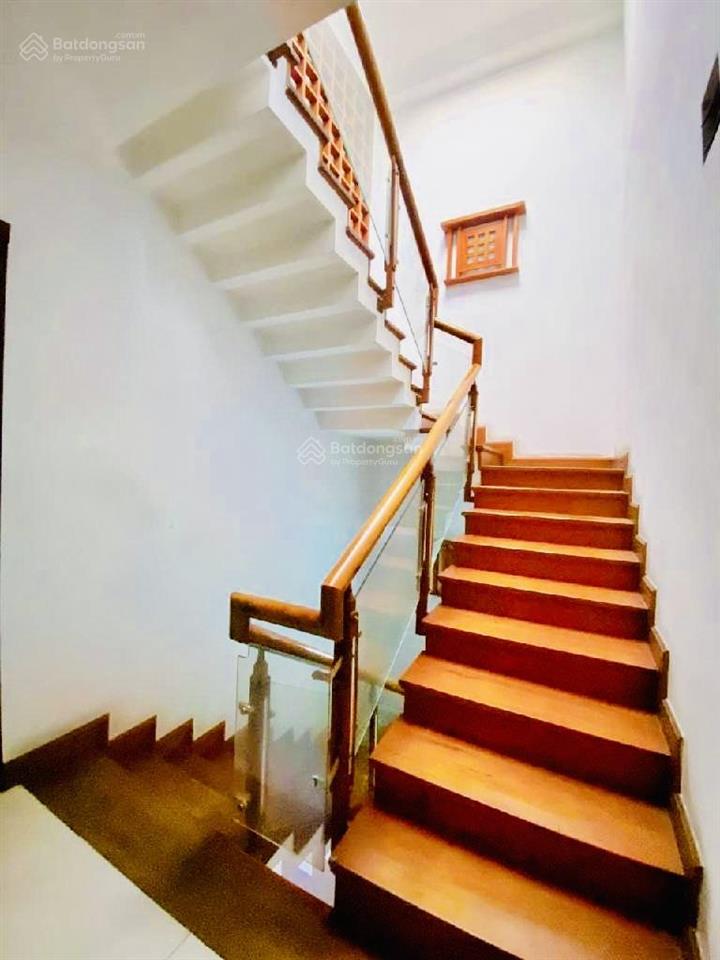 Gấp định cư giảm 1.2 tỷ  bán nhanh 4 tầng  5mx13m  hẻm xe hơi 5m  ngay phạm văn bạch  tân sơn