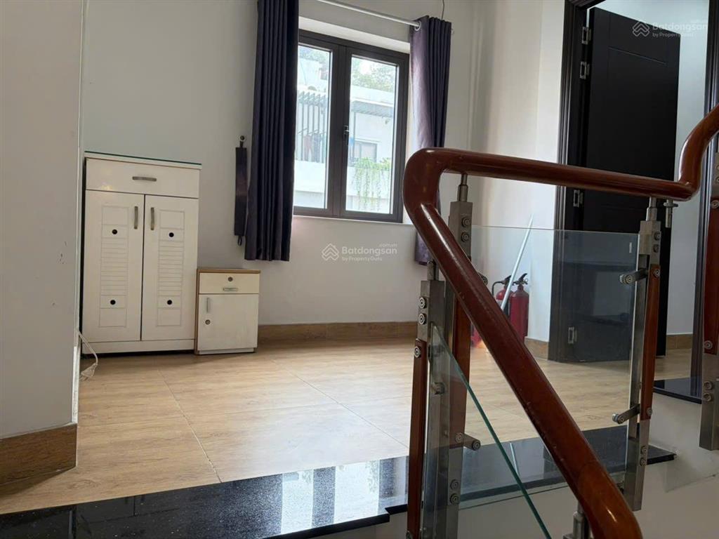 Bán nhà mặt tiền tại ngô quyền, 18,5 tỷ, 49m2, 3pn, 4wc, pháp lý đầy đủ