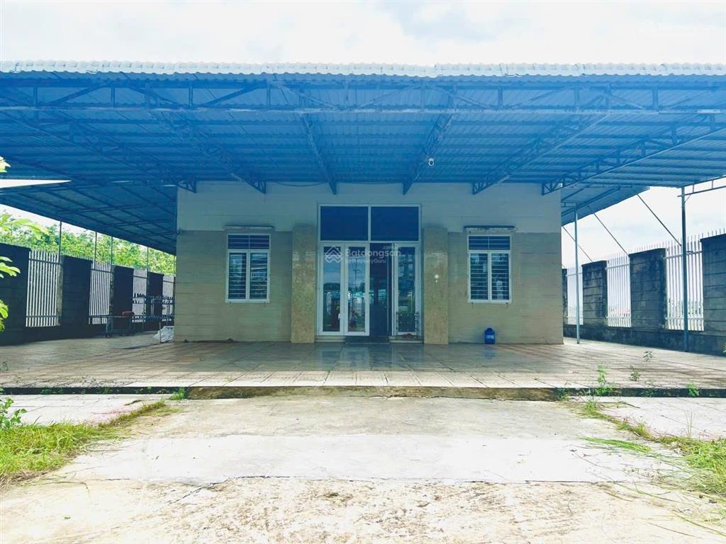 Bán gấp nhà mặt tiền đường đt 784, xã cầu khởi, tây ninh, 6,9 tỷ, 911 m2