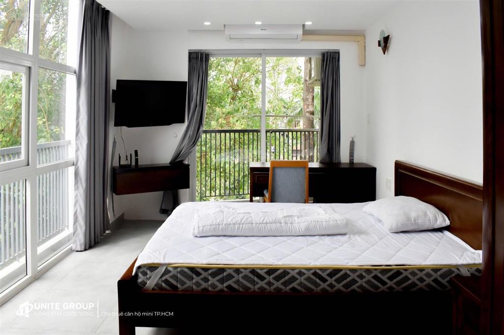 Cho thuê căn hộ 1pn ban công rộng 40m2 phan thúc duyện, kế công viên gia định