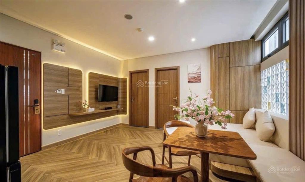 Khai trương căn hộ 2pn mới full nội thất hiện đại ngay sân bay tsn