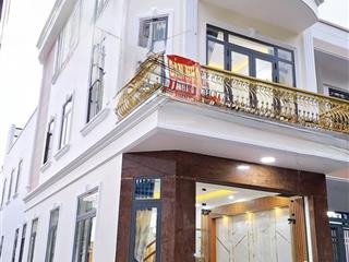 Bán nhà 1 trệt 2 lầu (góc 2 mặt tiền) ngay cầu mới hoá an. giá chỉ 4,3 tỷ  63m2  4pn  5wc