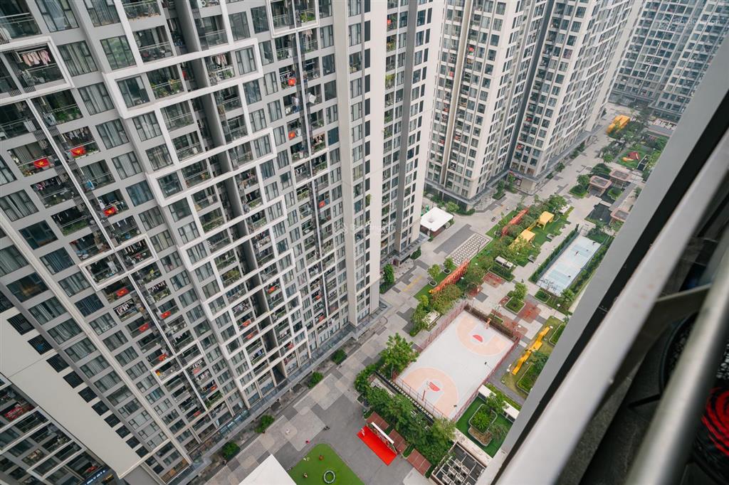 Chính chủ cho thuê căn studio 30,8m2 full nội thất, thiết kế đẹp, nội thất hiện đại