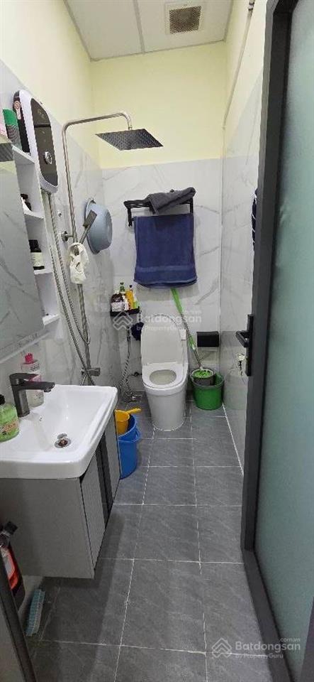 Giảm sốc 300tr chỉ còn 4.5 tỷ (tl) gần mặt tiền hxh thông khu tên lửa, bình tân