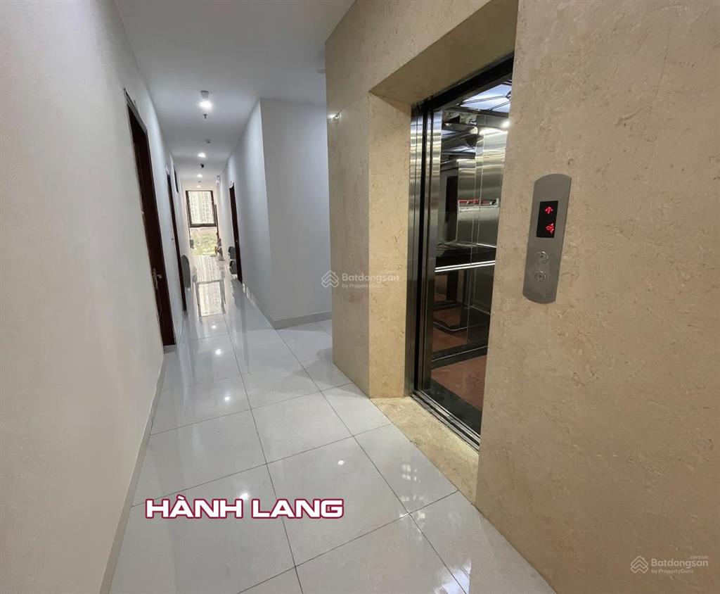8 tầng 8x18m mặt tiền nguyễn văn linh q. 7 có hợp đồng thuê 300 triệu/tháng