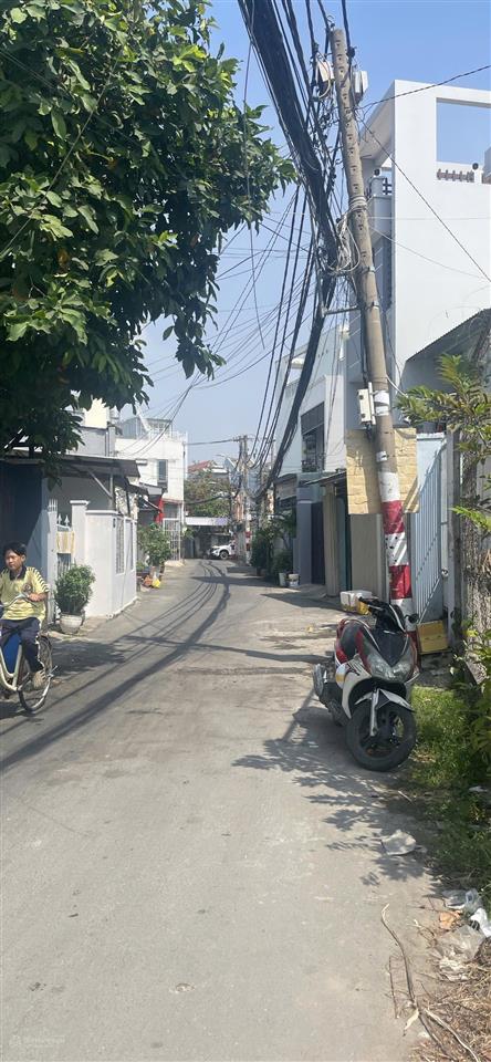 Bán 526m2 đất  giá 60 triệu/m2  cách đỗ xuân hợp (cầu nam lý) 350m, đường nhựa 6m. chia được 2 lô