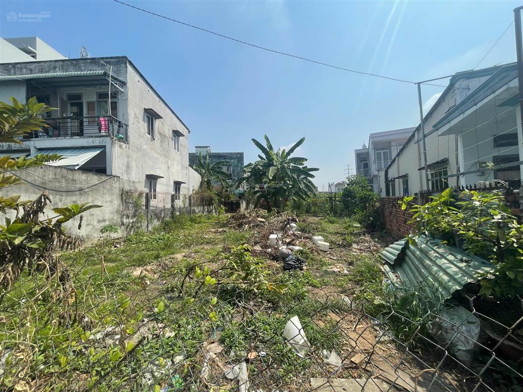 Bán 526m2 đất  giá 60 triệu/m2  cách đỗ xuân hợp (cầu nam lý) 350m, đường nhựa 6m. chia được 2 lô