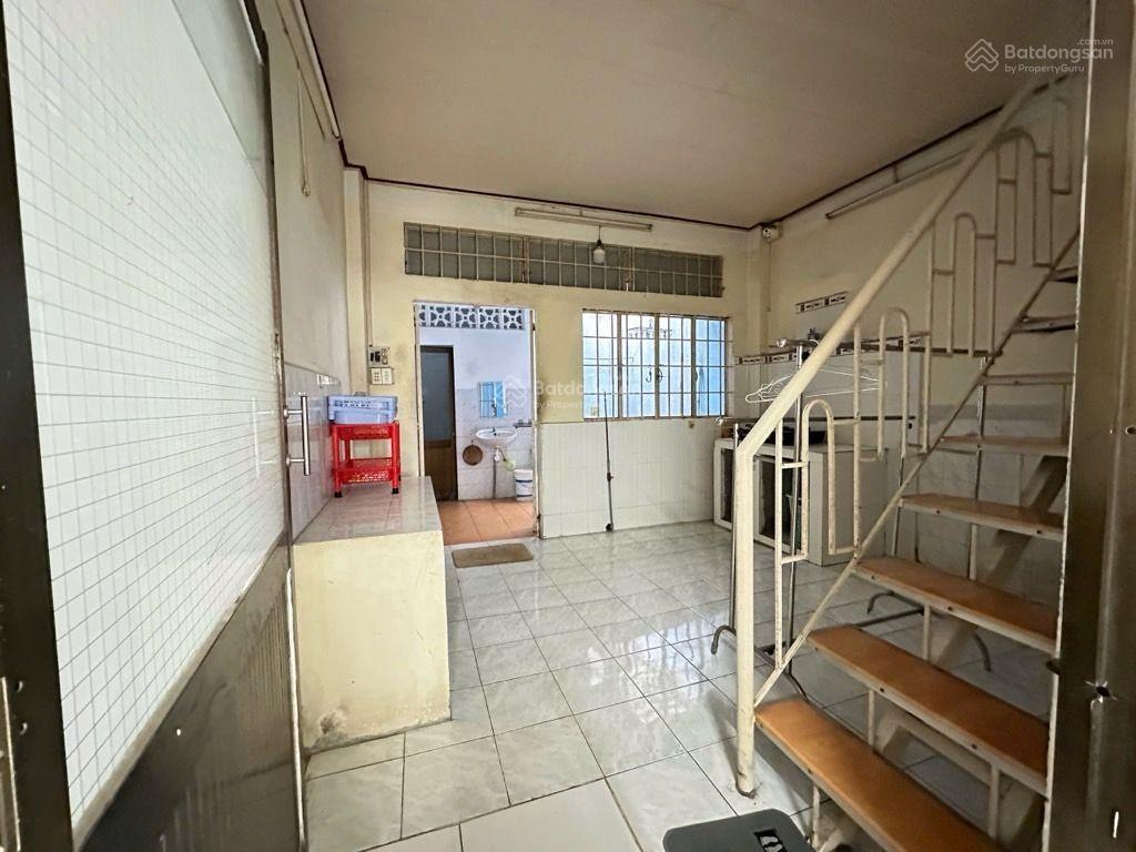 Bán nhà trung tâm tân phú quá rẻ, 62m2, 4x16m, 5.9 tỷ, huỳnh thiện lộc, gần đầm sen