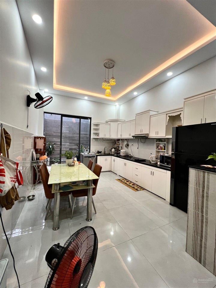 Bán nhà 4 tầng dtsd 230m hẻm 6m thông lê văn quới  hương lộ 2  đầm sen  8.7 tỷ