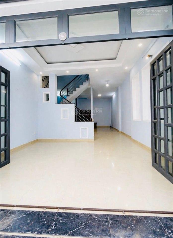 Mặt tiền trung tâm tân phú nguyễn sơn  2 tầng 40m2  nở hậu tài lộc  chỉ hơn 4 tỷ