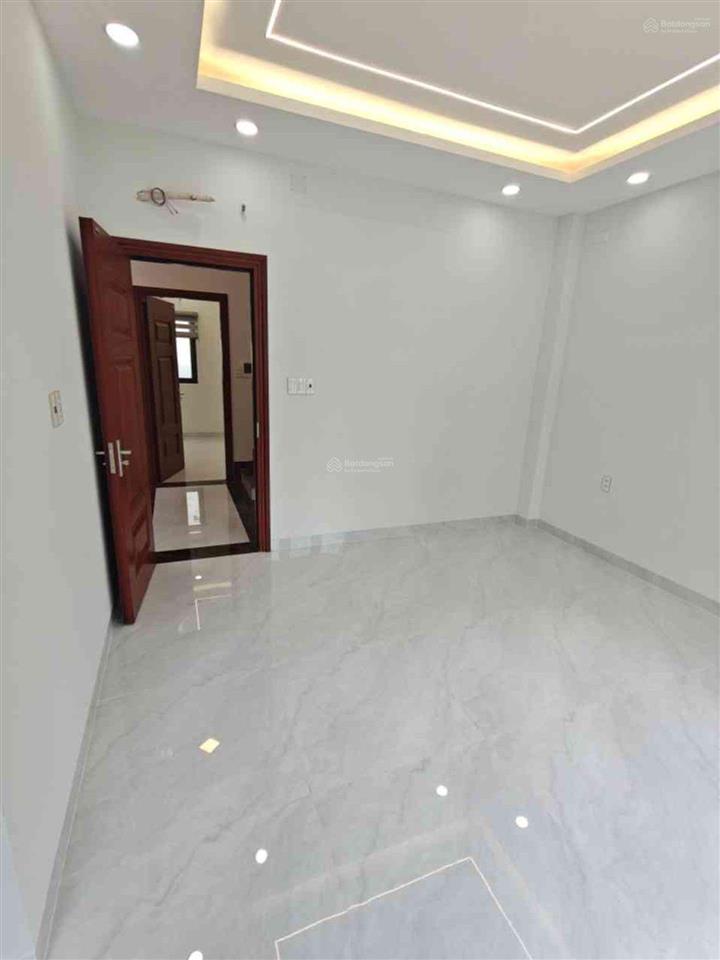 Bán nhà hương lộ 2, bình trị đông, giáp tân phú  5 tầng  65m2  hẻm xe hơi tránh  8.3 tỷ