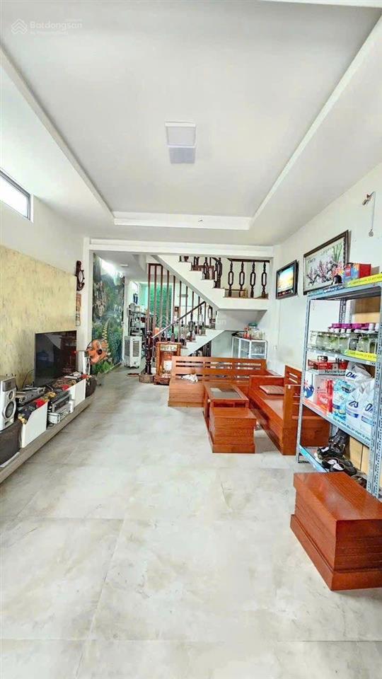 Chỉ 7.69 tỷ (tl)  mặt tiền kinh doanh  5 tầng  4,1x18.5m  kế chợ tân hương, tân phú