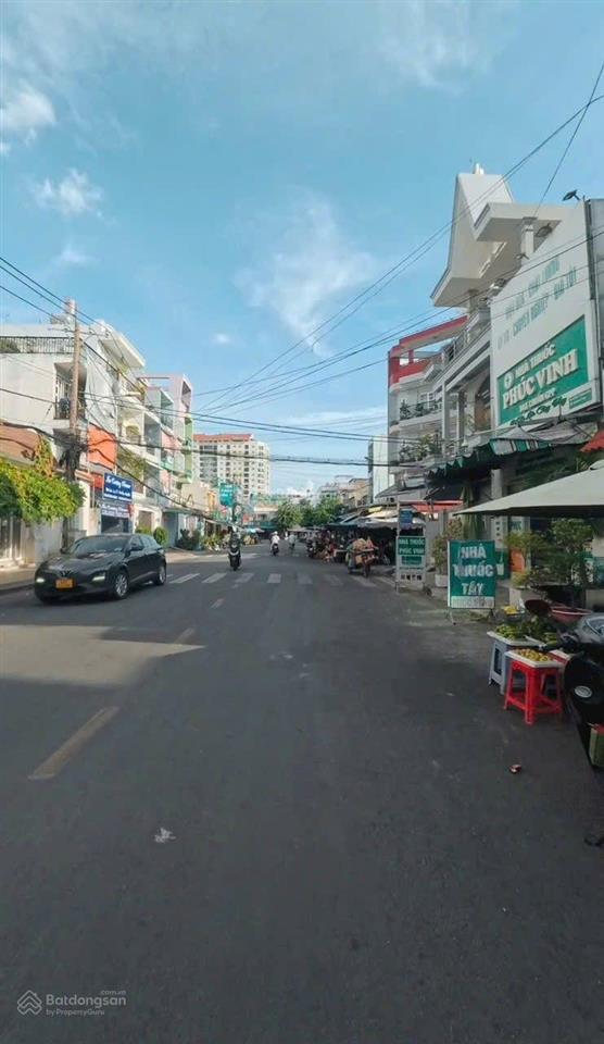 Chỉ 7.69 tỷ (tl)  mặt tiền kinh doanh  5 tầng  4,1x18.5m  kế chợ tân hương, tân phú