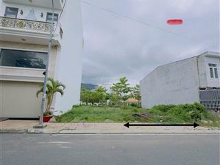 Bán lô đất đẹp 2 mặt tiền sát công viên  trường chính trị khánh hòa